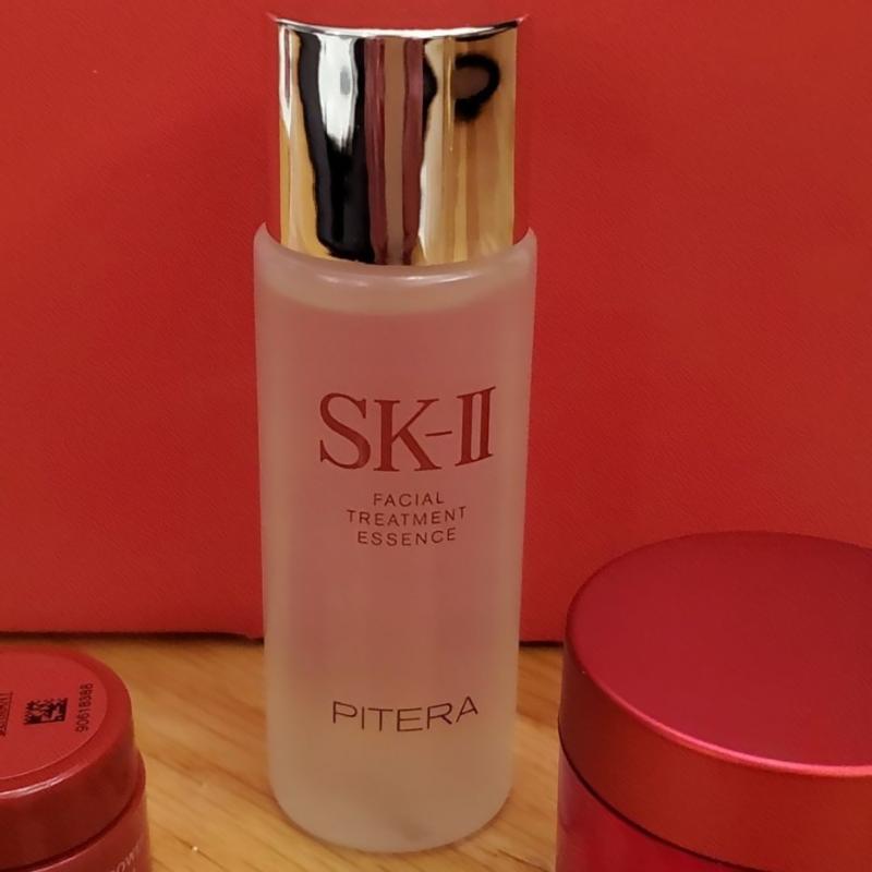Facial Treatment Essence with 90% PITERA™