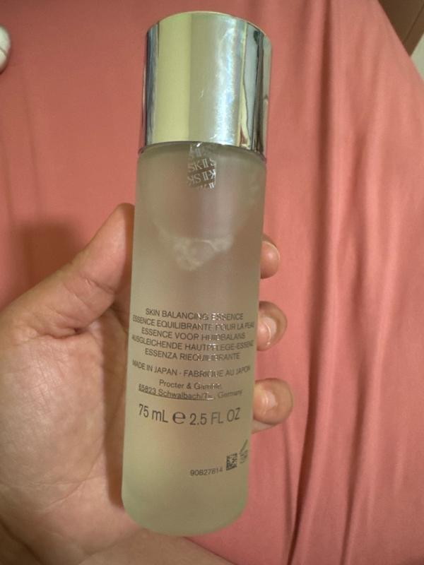 Customer photo for "Makes you skin shine"