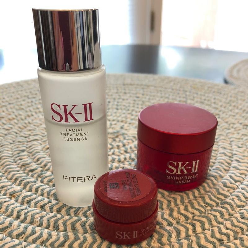 Facial Treatment Essence with 90% PITERA™