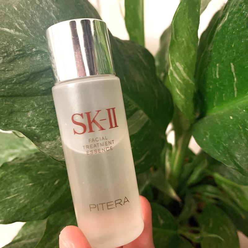Facial Treatment Essence - Hydrating Skin Essence | SK-II US