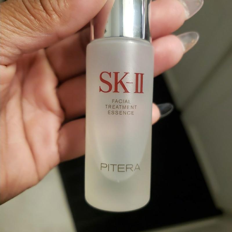 Facial Treatment Essence with 90% PITERA™