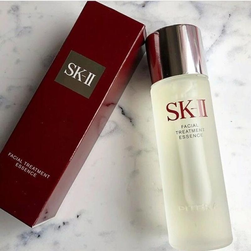 Facial Treatment Clear Lotion: AHA Toner for Face | SK-II US