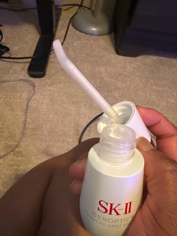 GenOptics Advanced Spot Essence - Sun & Age Spot Serum | SK-II US