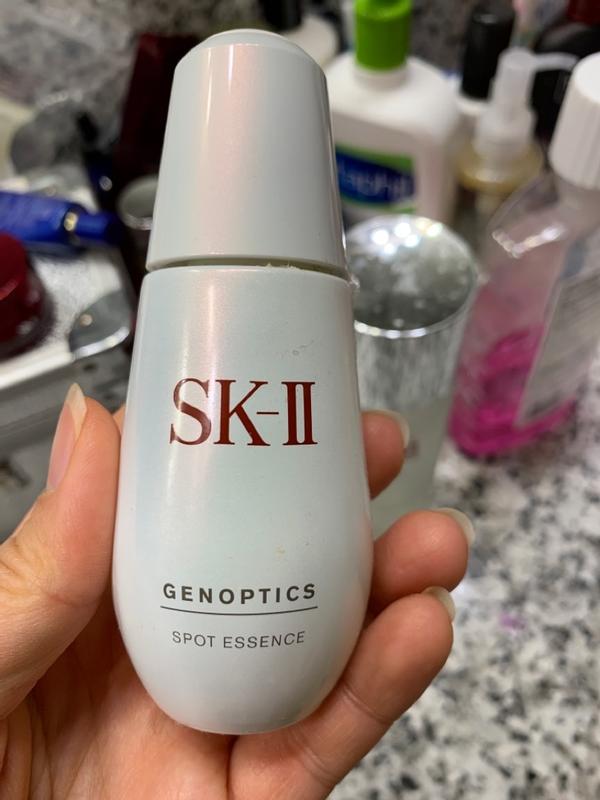 Sk ii genoptics store spot essence