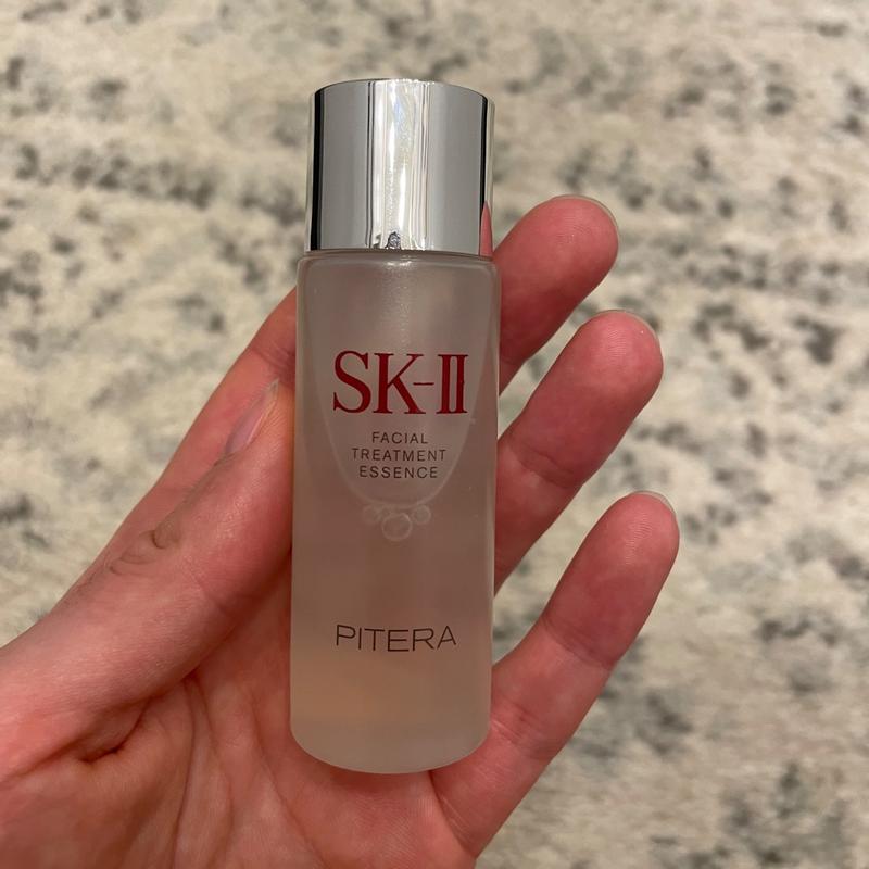 Facial Treatment Essence: Hydrating Serum | SK-II US