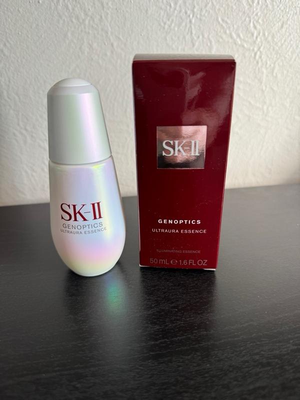SK-II GENOPTICS ULTRAURA ESSENCE 50ml 3本 GenOptics Ultraura Essence - Brightening Serum | SK-II US