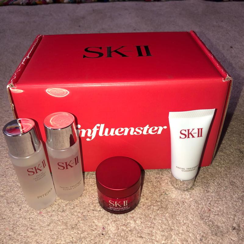 SK-II ULTIMATE AURA ESSENTIALS ギフトボックス PITERA™ Ultimate Aura Essentials - Brightening Kit | SK-II US