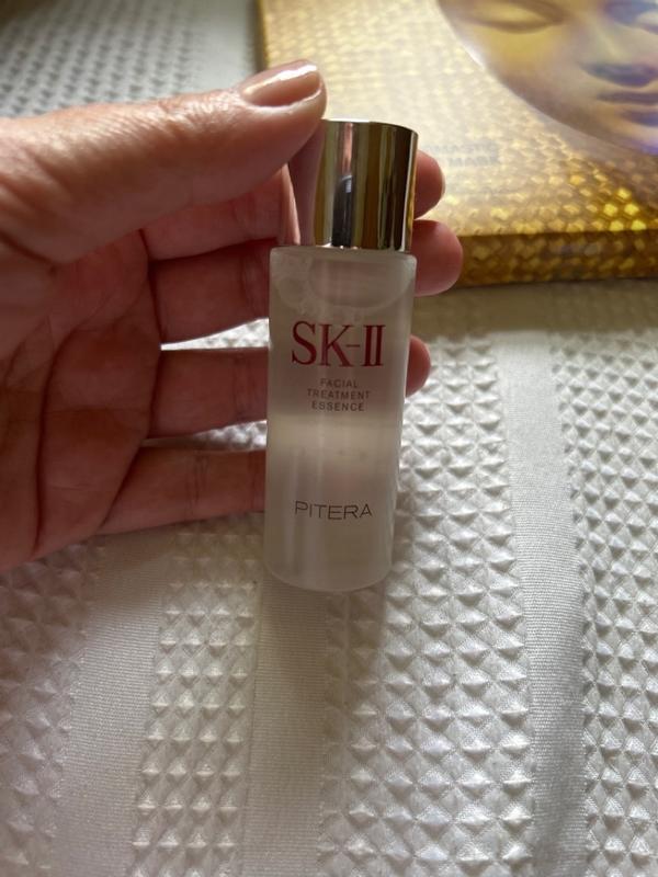 Facial Treatment Essence with 90% PITERA™