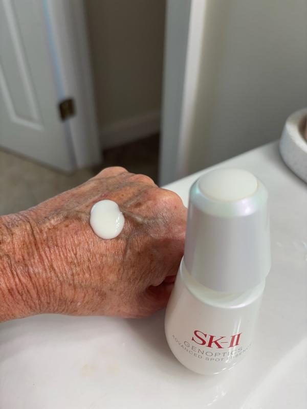GenOptics Advanced Spot Essence - Sun & Age Spot Serum | SK-II US
