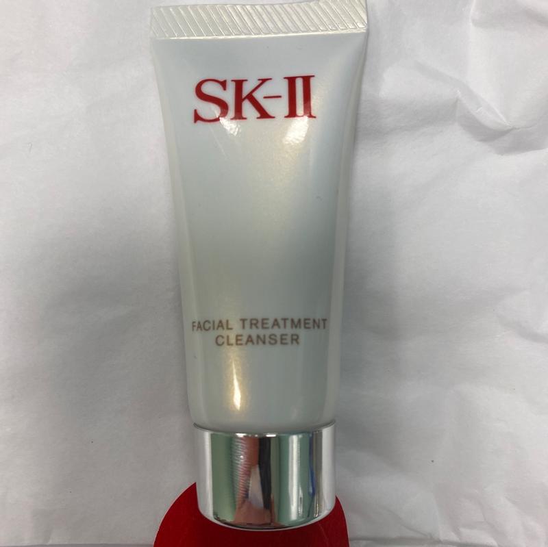 Facial Treatment Cleanser - Gentle Foaming Face Wash | SK-II US