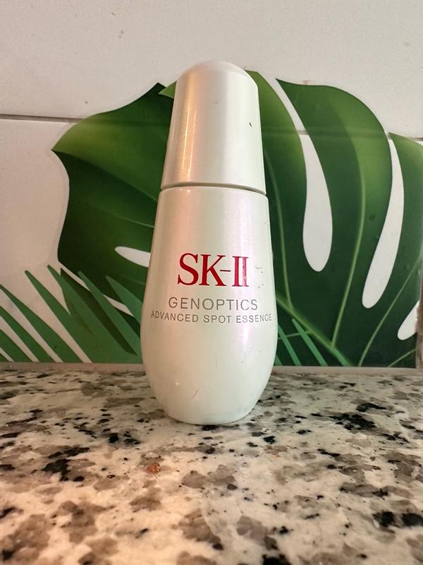 GenOptics Advanced Spot Essence - Sun & Age Spot Serum | SK-II US