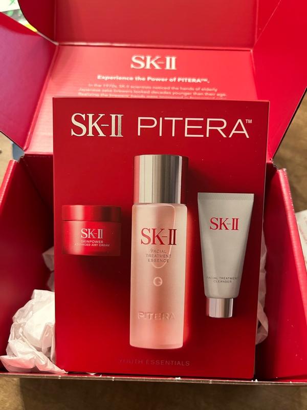 Facial Treatment Essence with 90% PITERA™