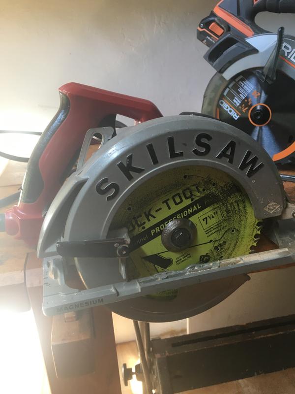 7-1/4 IN. Magnesium Sidewinder™ Circular Saw With Brake