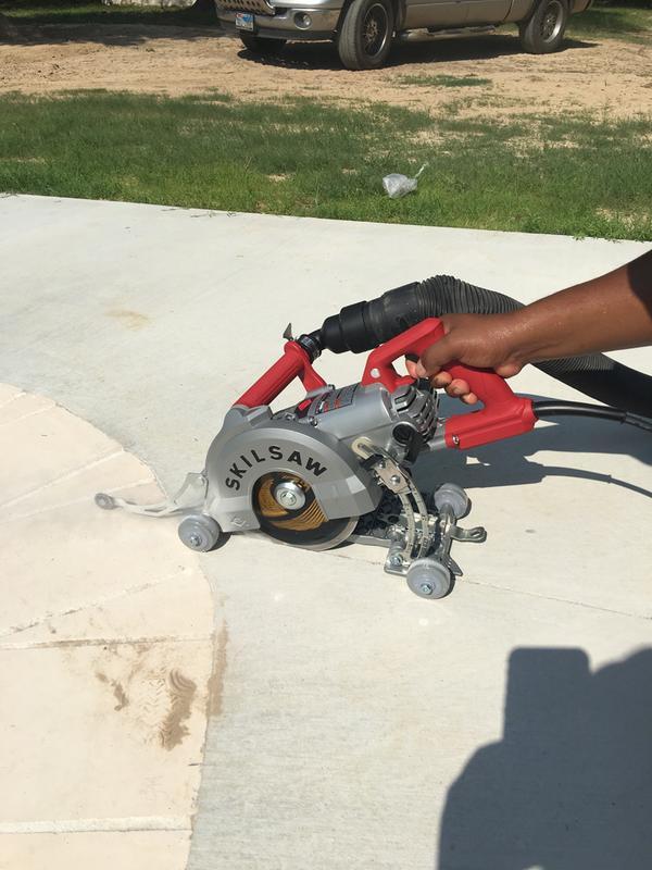 Worm drive online concrete saw