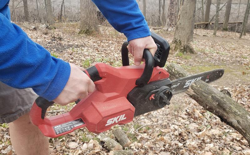 Image of Milwaukee M18 Fuel 2727-21 chainsaw at Lowes