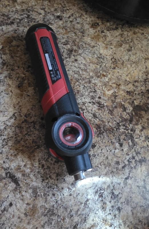 Light flashes, doesn't work