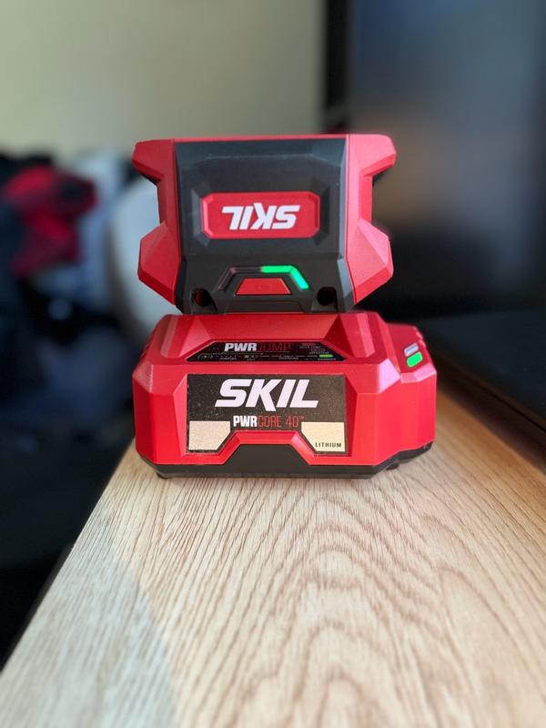 SKIL 40-Volt 4 Ah Lithium Ion (li-ion) 200-Watt Battery BY8708C-01 at ...