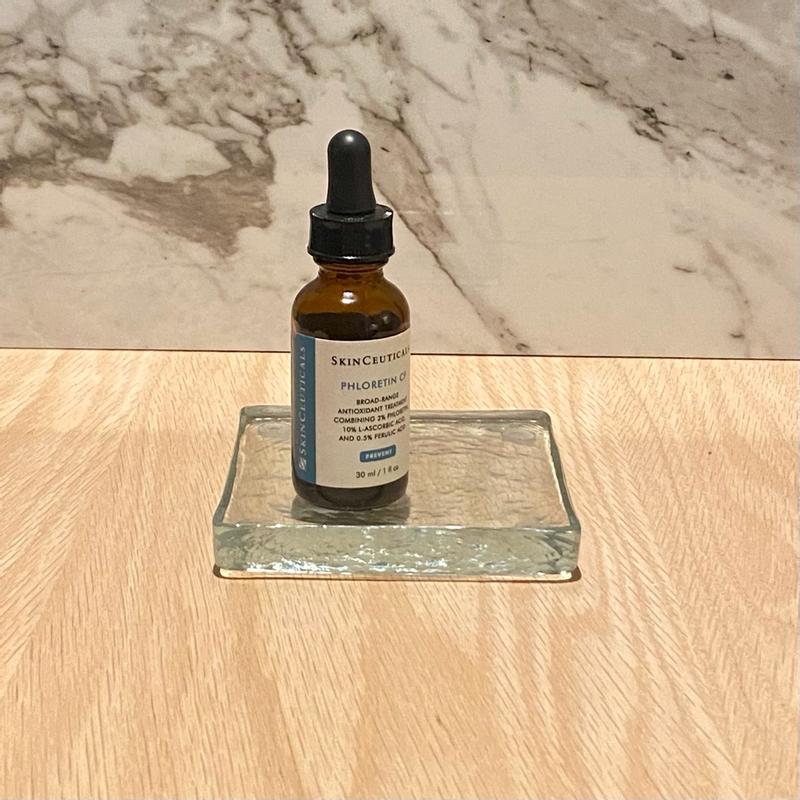 Phloretin CF® With Ferulic Acid | Discoloration Defense