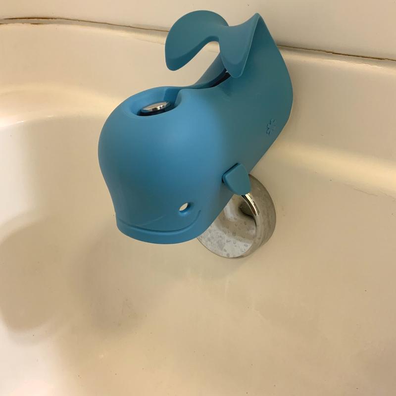 Skip hop moby safety bath hot sale spout cover