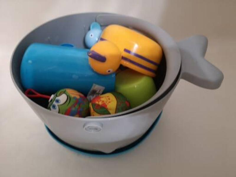 MOBY Fun-Filled Bath Toy Bucket Gift Set