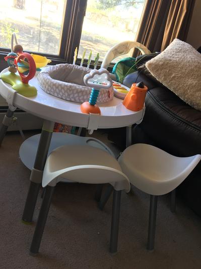 Skip hop best sale table chairs