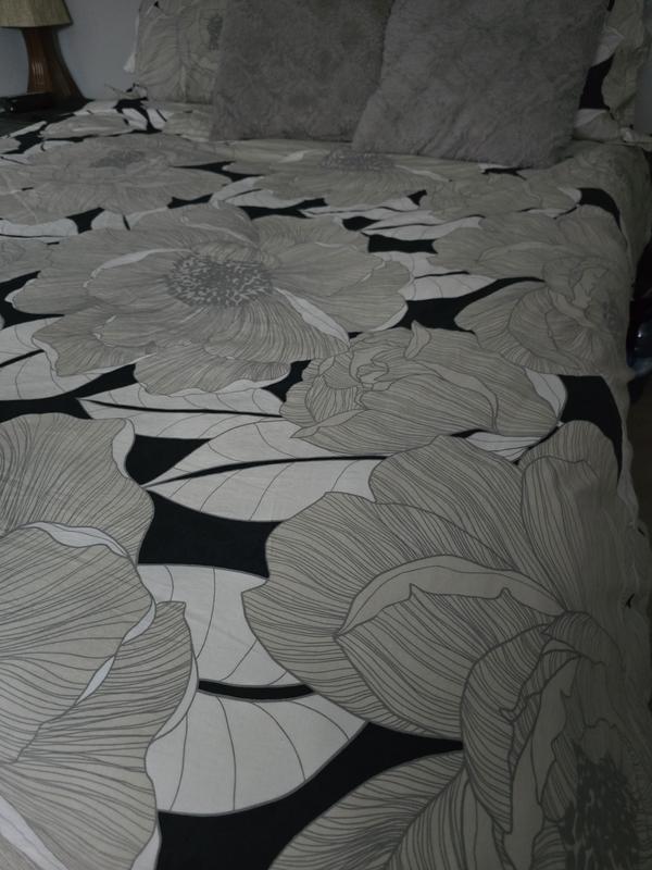 Kingsdown Cotton Blossom Duvet Cover Set | Sleep Country