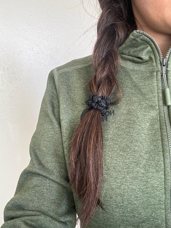 Customer carousel item 6.