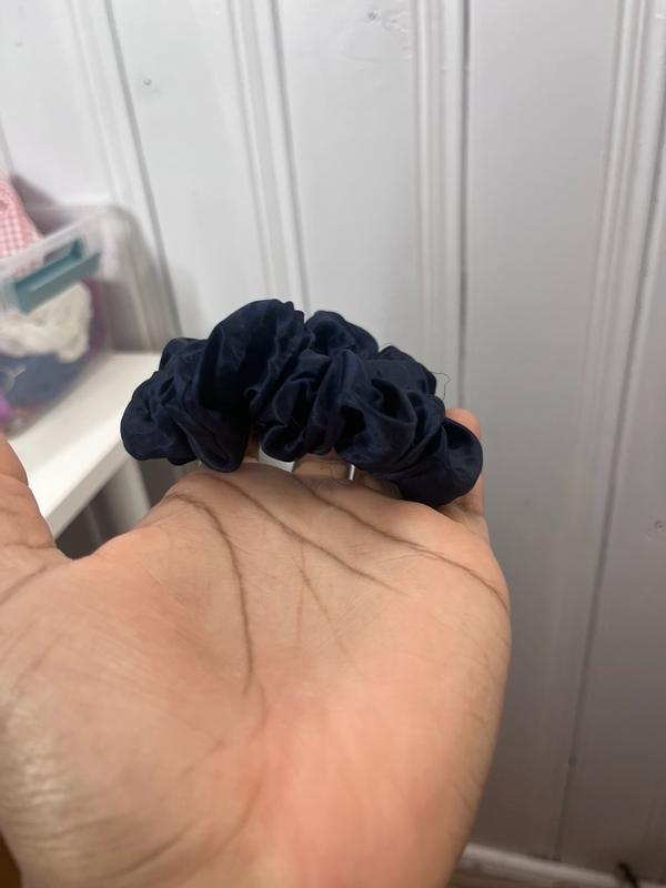 Customer carousel item 12.