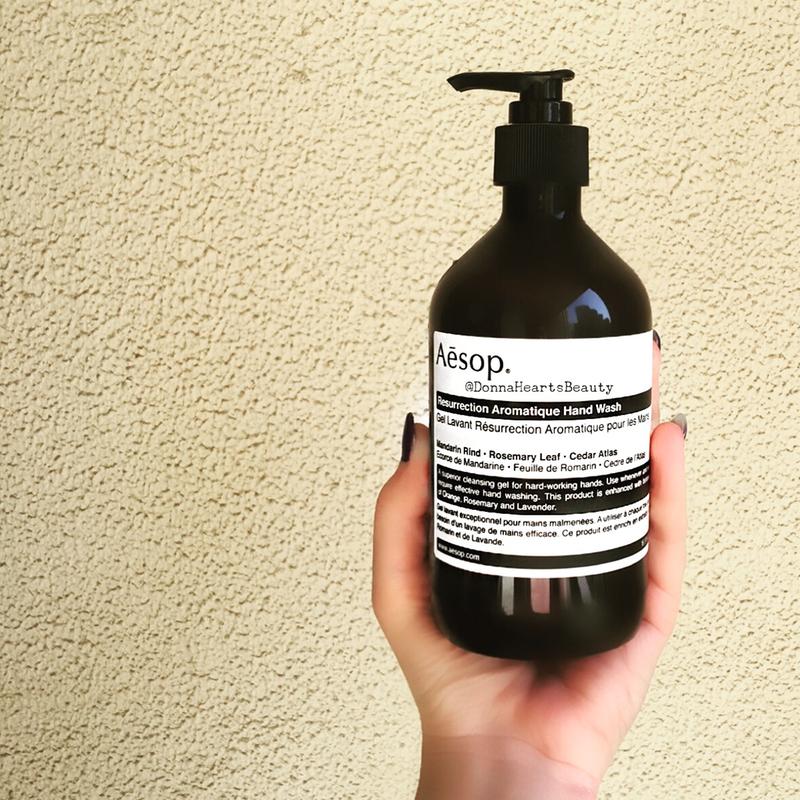 Customer photo for "very refreshing and moisturized"