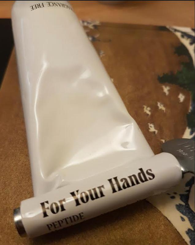 Customer photo for "very moisturizing and non-greasy"
