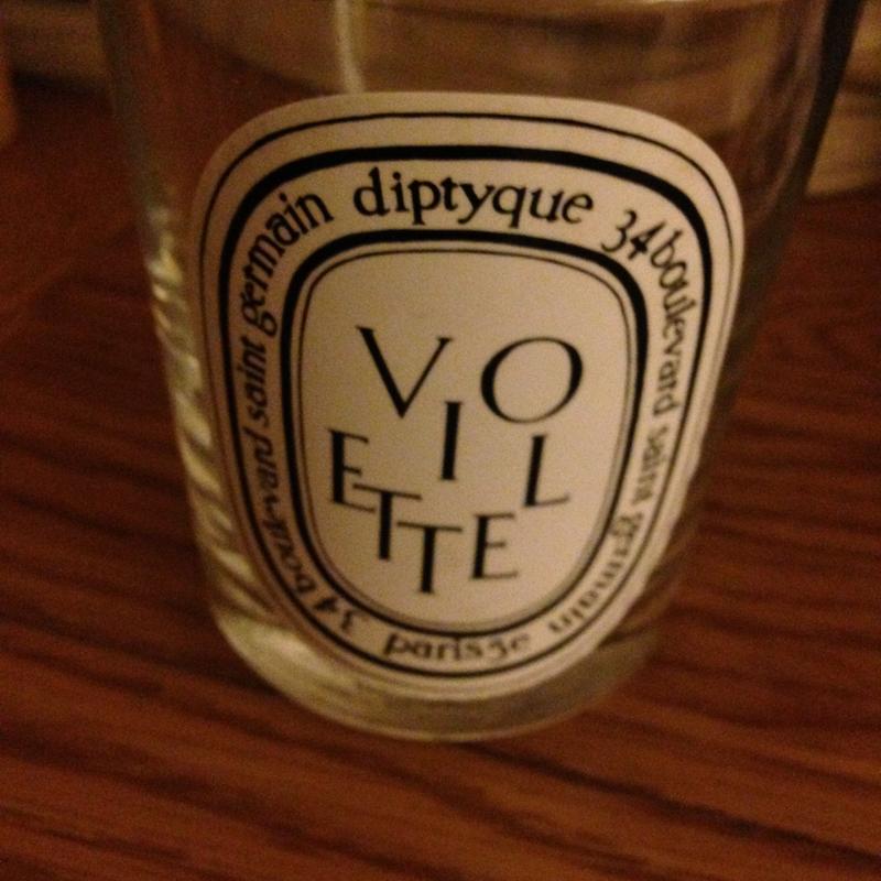 DIPTYQUE キャンドル VIOLETTE ヴァイオレット アロマ Violette (Violet) - Classic candle | Diptyque Paris
