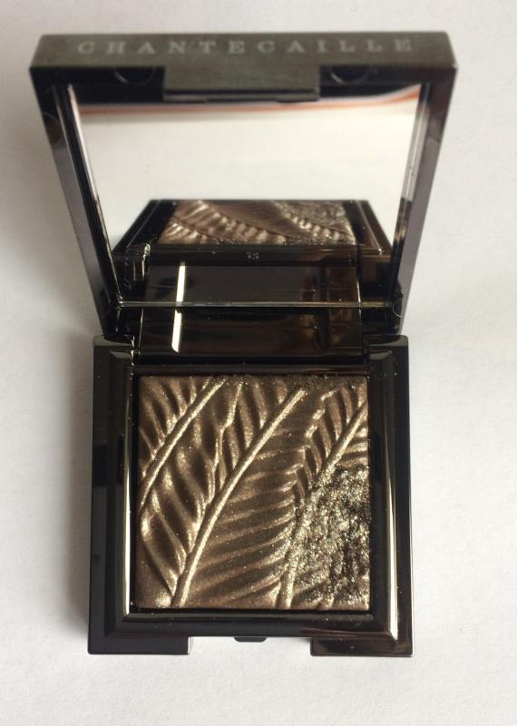 Customer photo for "Beautiful Eyeshadow"