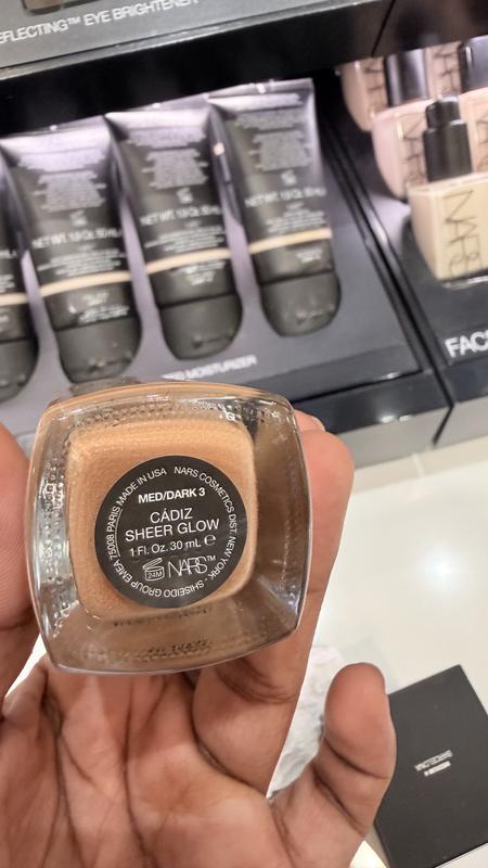 Always read the bottom before purchasing that your getting the right shade