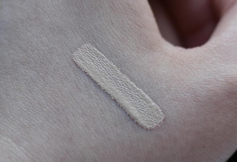 Hourglass Vanish concealer in Birch