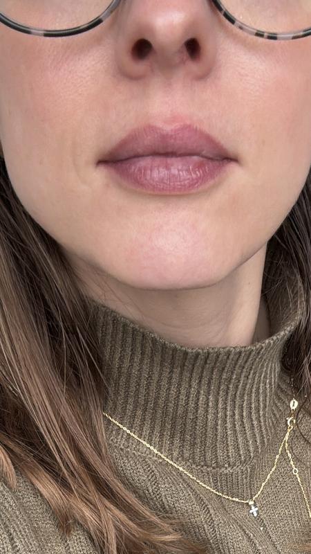 Daylight colour (cloudy rainy day)