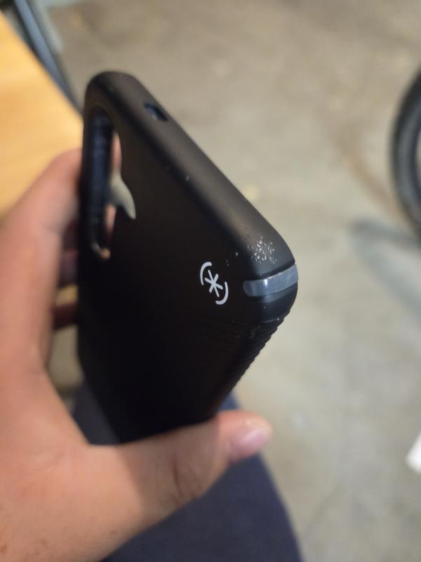 Light scuffing from fall onto concrete.