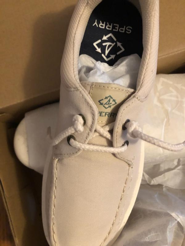 sperry captain slip on