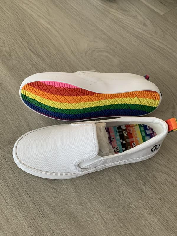 women's crest twin gore pride sneaker