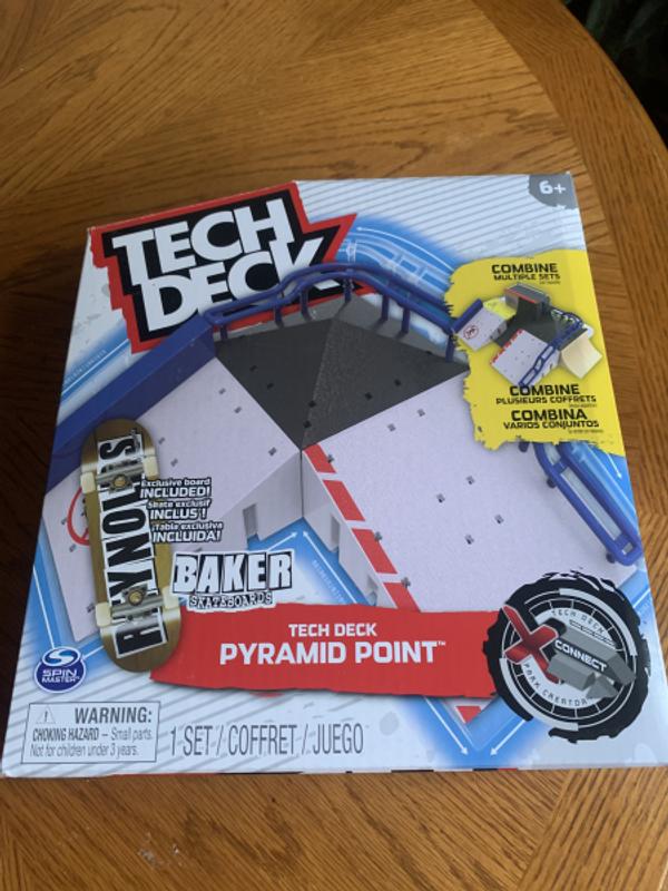  Tech Deck, Bowl Builder X-Connect Park Creator, Customizable  and Buildable Ramp Set with Exclusive Fingerboard, Kids Toy for Ages 6 and  up : Everything Else