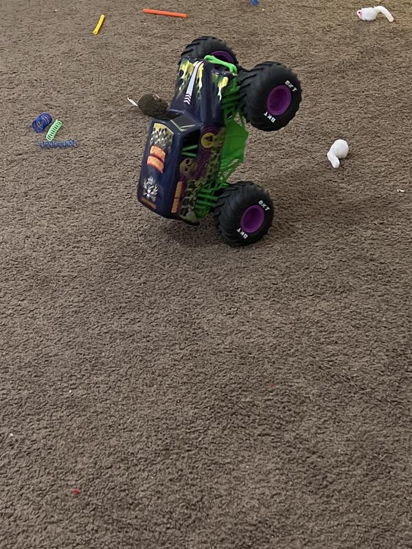 Monster Jam, 1:15th scale Freestyle Force RC | Spin Master