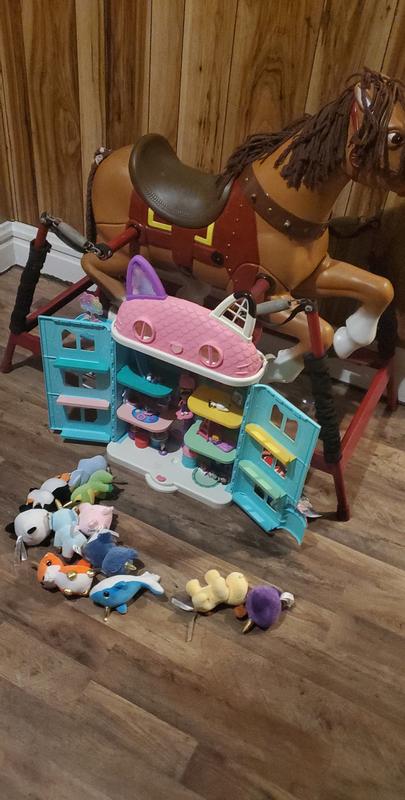 Gabbys dollhouse open