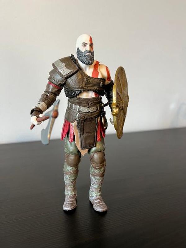 Spin Master PlayStation God of War Ragnarok Kratos (The Shapes