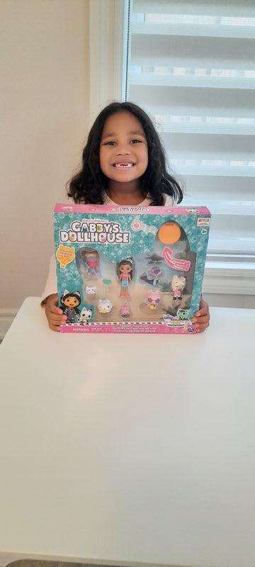 How to Solve a Puzzle with a DANCE PARTY!, GABBY'S DOLLHOUSE