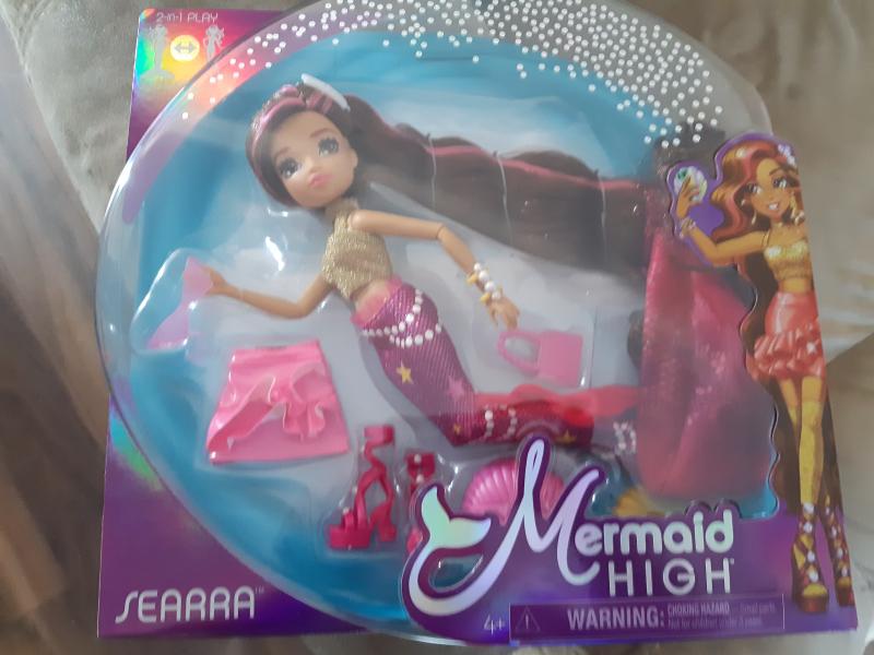 Mermaid High, Searra Deluxe Mermaid Doll & Accessories with