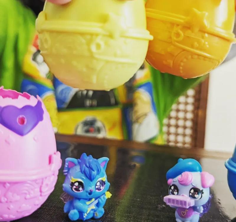 Hatchimals CollEGGtibles Mystery Minis Surprise Egg Palooza Toy Review
