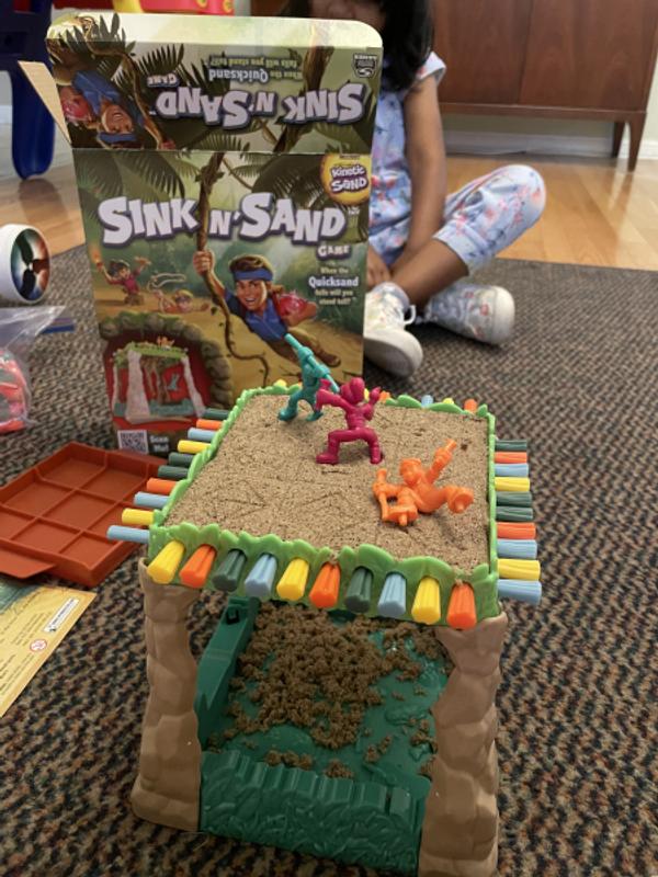 Sink N’ Sand, Board Game with Kinetic Sand, for Kids Ages 4 and up