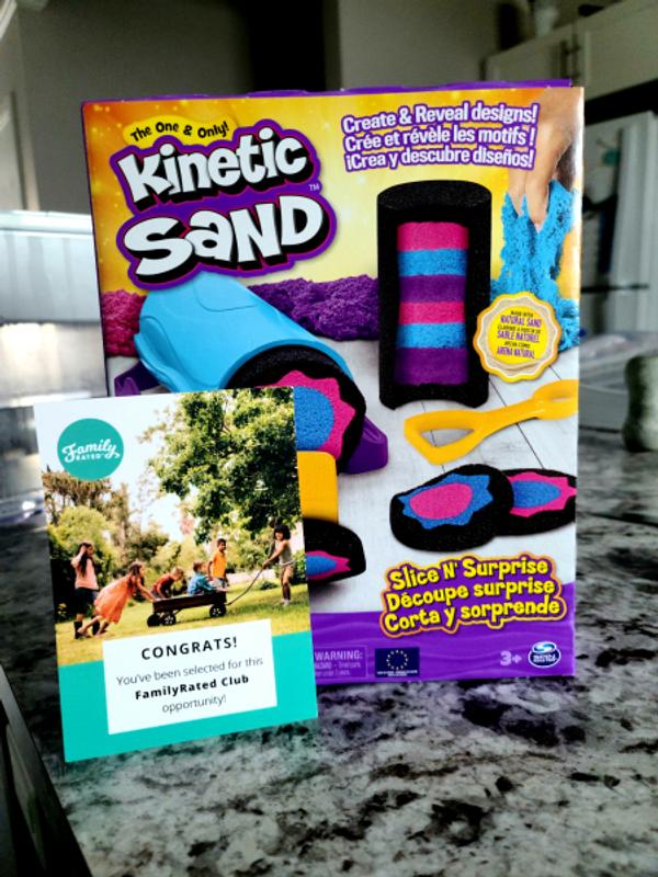 Kinetic Sand, Slice N’ Surprise Set with 383g of Black, Pink and Blue Play  Sand and 7 Tools & Rainbow Mix Set with 3 Colours of (382g) and 6 Tools