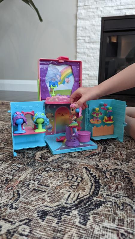 Gabby's Dollhouse Rainbow Closet, Playset portatile con bambola – The Toys  Store
