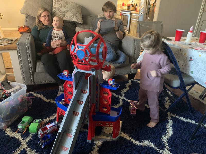 PAW Patrol, Transforming Ultimate City Movie Tower, for Ages 3 and up 