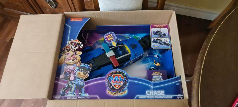 Spin Master PAW Patrol Paw Patrol, Chase's Mighty Cruiser, avec lumières et  sons, du Super Film, Paw Patrol Jeux pour enfants et